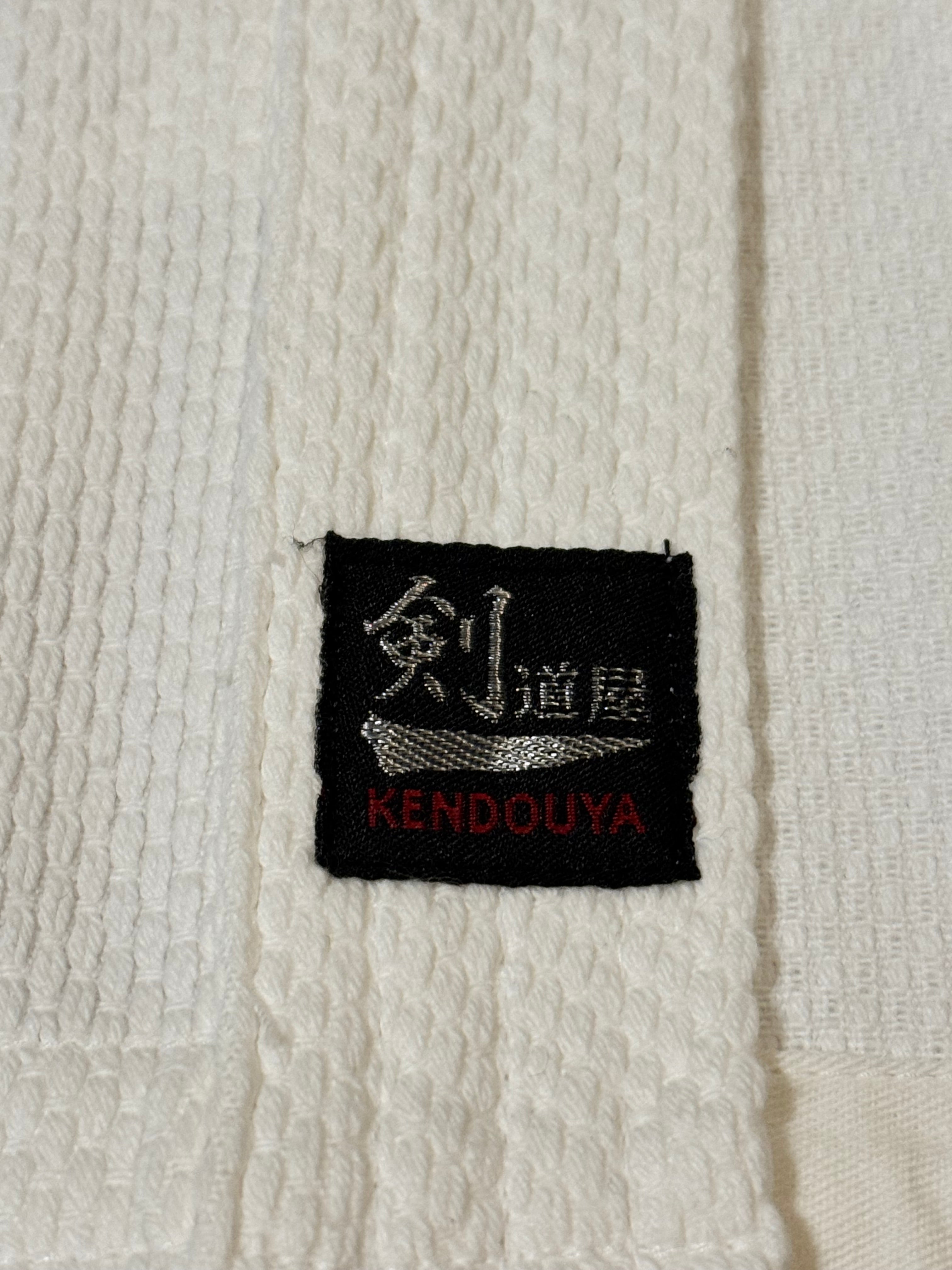 ★Brand New★ Cotton White Do-gi, Size 2